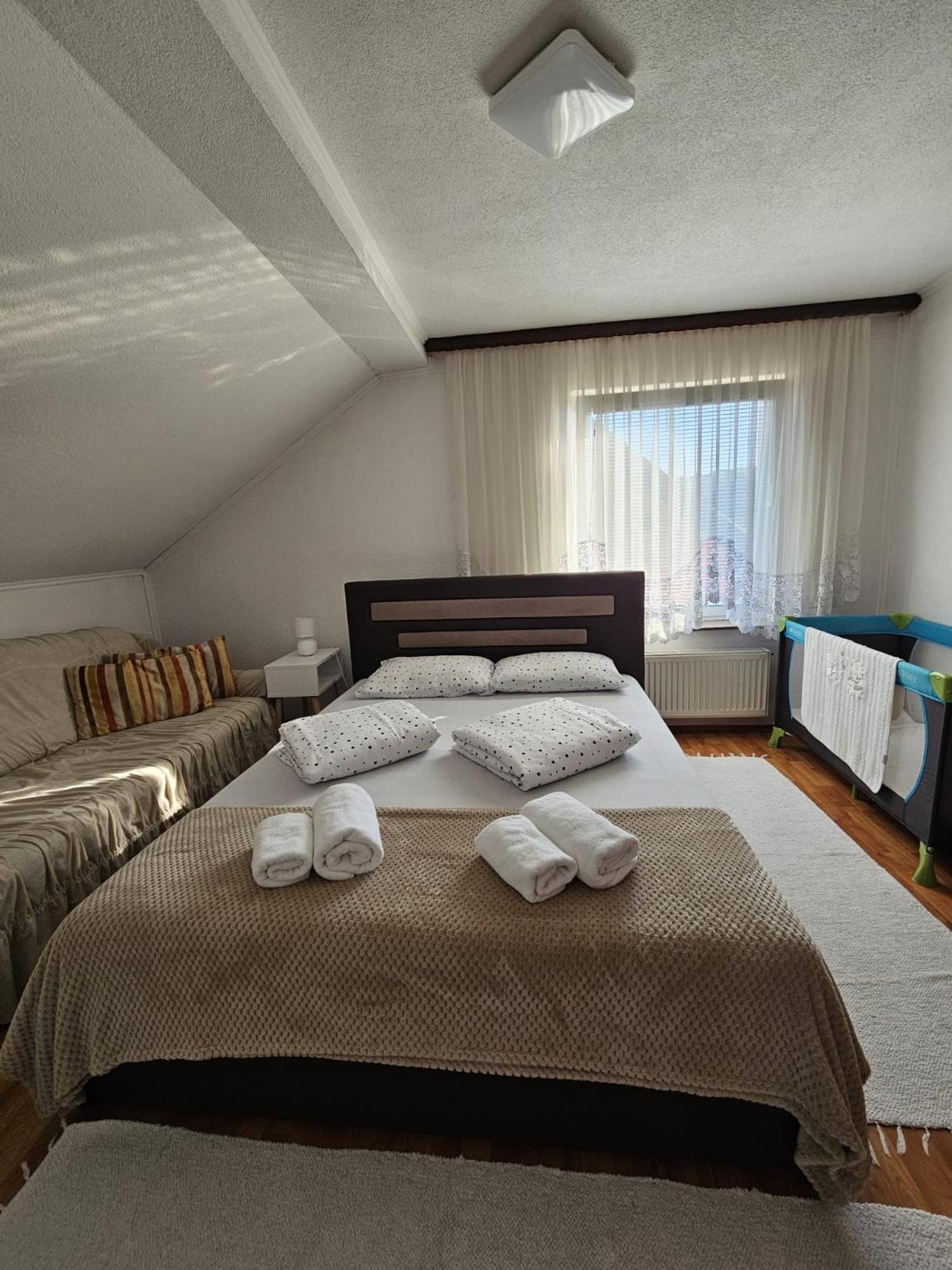 Holiday Home Peaceful Retreat Visoko Exterior photo